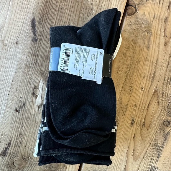 Lauren Ralph Lauren 6 Pairs Soft Comfort Women’s Socks - Picture 3 of 7